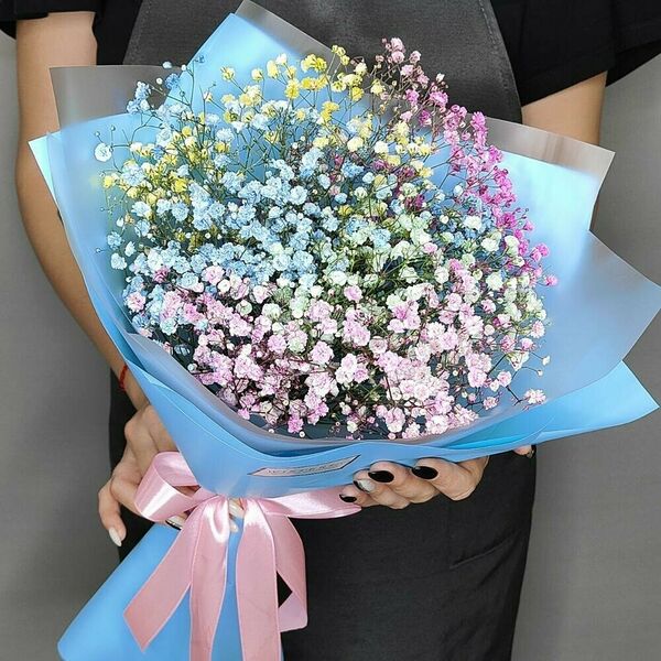 Букет из цветной гипсофилы 