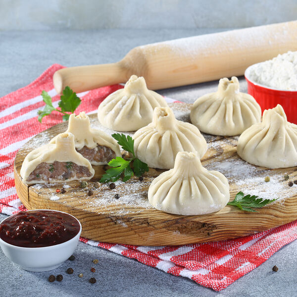 МясновЪ Хинкали из говядины и свинины