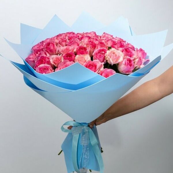 Букет из 51 роза 60 см с оформлением