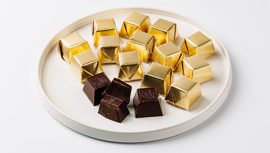 Шоколад горький 