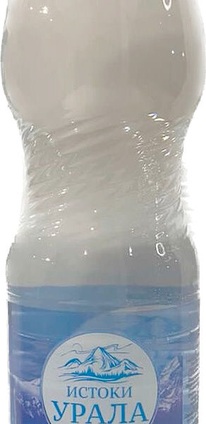 Вода Истоки Урала питьевая артезианская негазированная 1.5 л