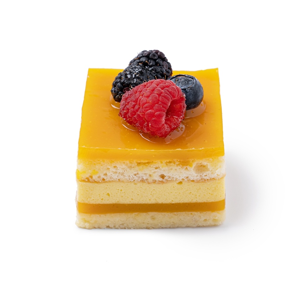 

Пирожное Азбука Вкуса Манго с ягодами 95 г