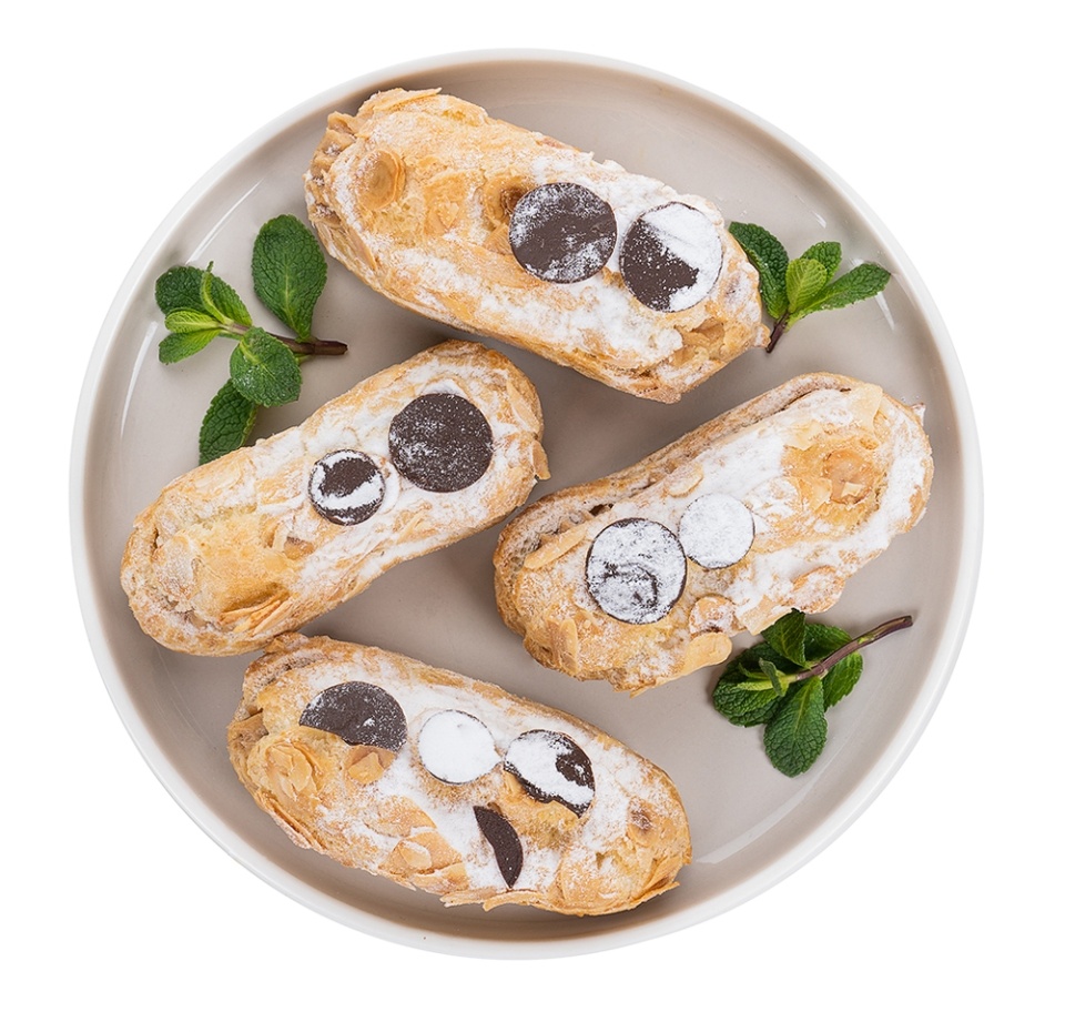 

Пирожное Азбука вкуса Эклер шоколадный с хрустящей карамелью 55 г 1 шт.