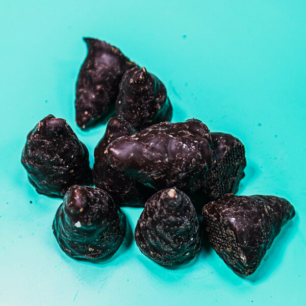 Кокос в тёмной глазури