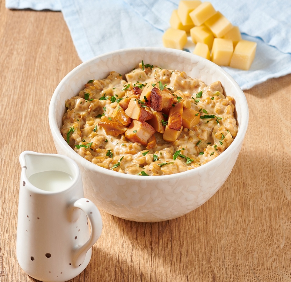 

Гарнир Уже Готово из овса цельнозернового, томлённого с белыми грибам 250 г