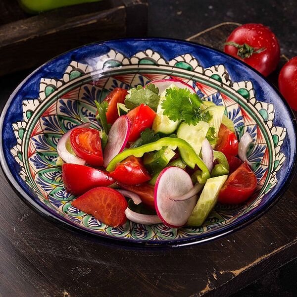 Салат Овощной с фирменной заправкой