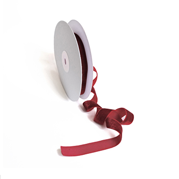

Лента бархатная Paperie в катушке Ruby Red Velvet (длина 5 м ширина 15 мм)