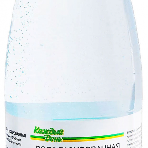 Вода питьевая Каждый день газированная 1.5 л