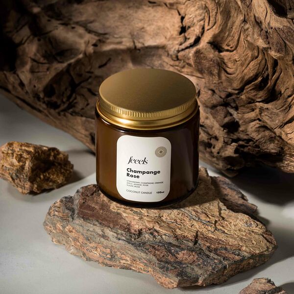 Свеча ароматическая Feeels Роза в шампанском 100 мл