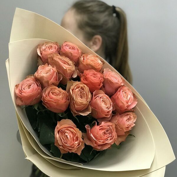 Букет с пионовидными розами