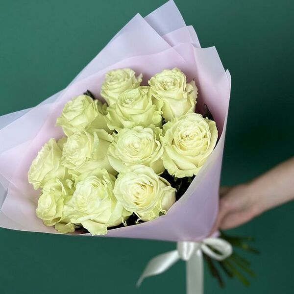 Букет цветов из 11 эквадорских роз Мондиаль