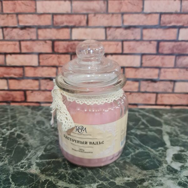 Свеча в банке ароматизированная 