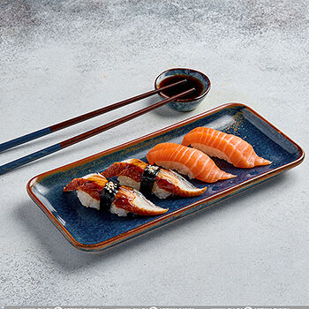 Суши-сет с лососем и угрем 4 шт., Taste of «Уже Готово» 115 г, Россия