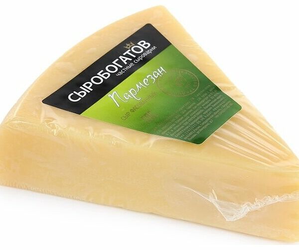 Сыр твердый Сыробогатов Пармезан 40%