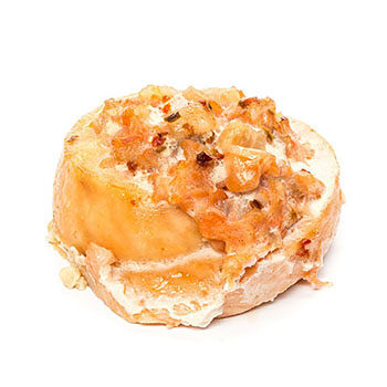 Рулет из лосося Подворье горячего копчения с сыром и паприкой, Россия