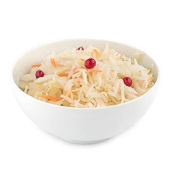 Капуста квашеная с брусникой 