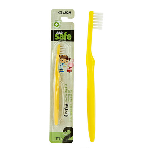 Зубная щетка Cj Lion Kids Safe для детей 4-6 лет мягкая