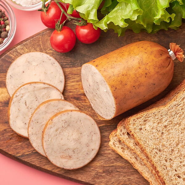 Колбаса варено-копченая из мяса птицы 