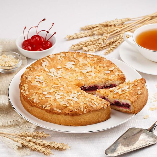 Пирог с вишней 820 г