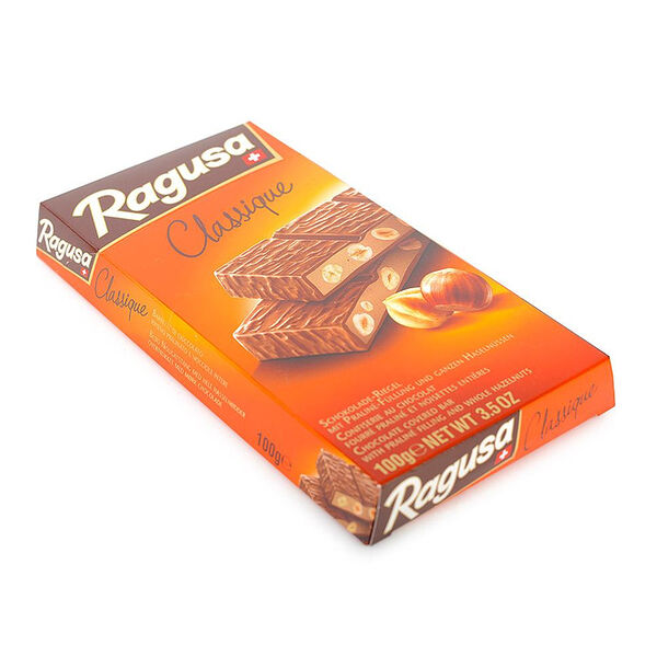 Шоколад молочный Ragusa с трюфельной начинкой и лесными орехами