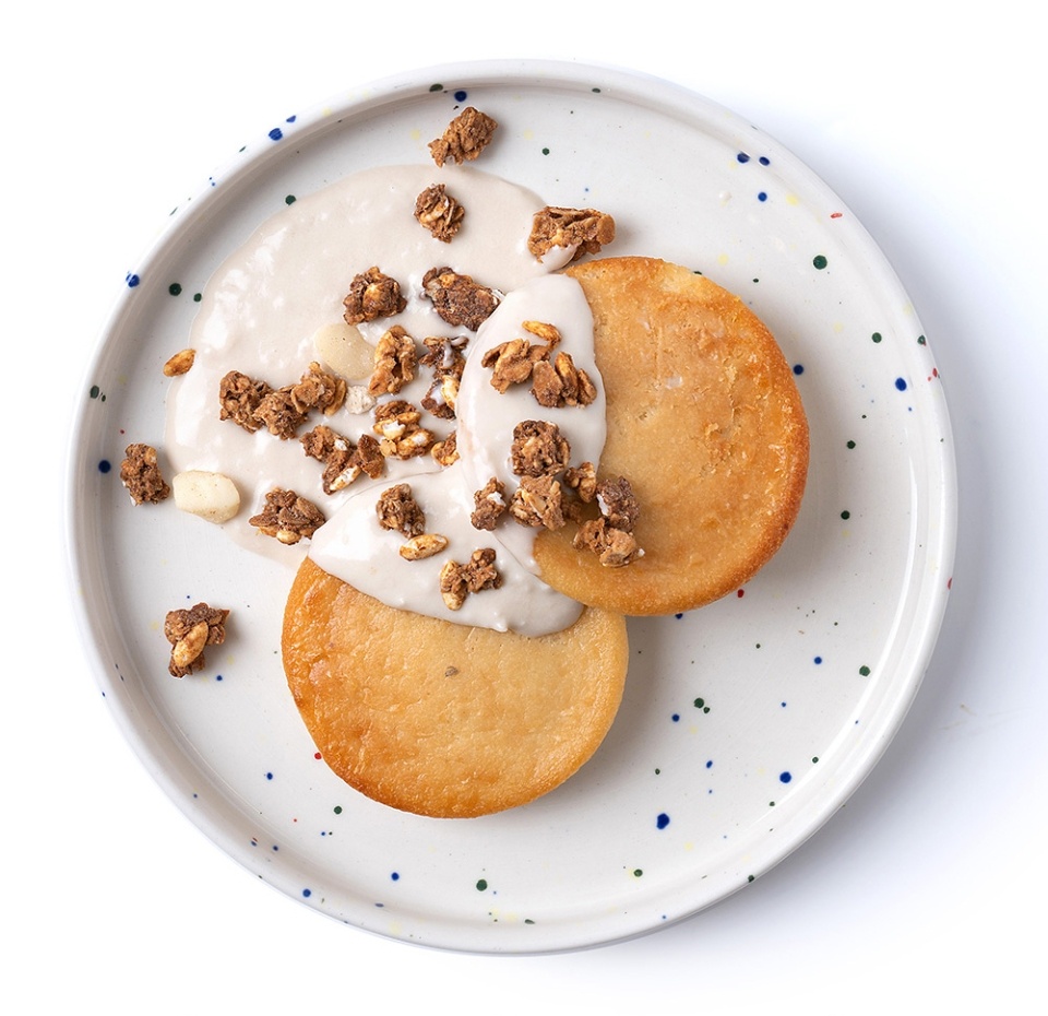 

Панкейки с кокосовым соусом и гранолой Азбука Life 150г, Россия