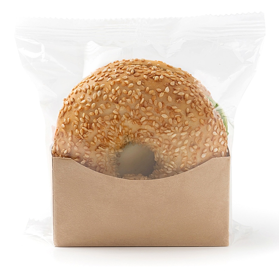 

Бейгл с курицей и соусом песто, 135 г