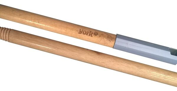 Рукоятка York Eco Natural деревянная лакированная 120см