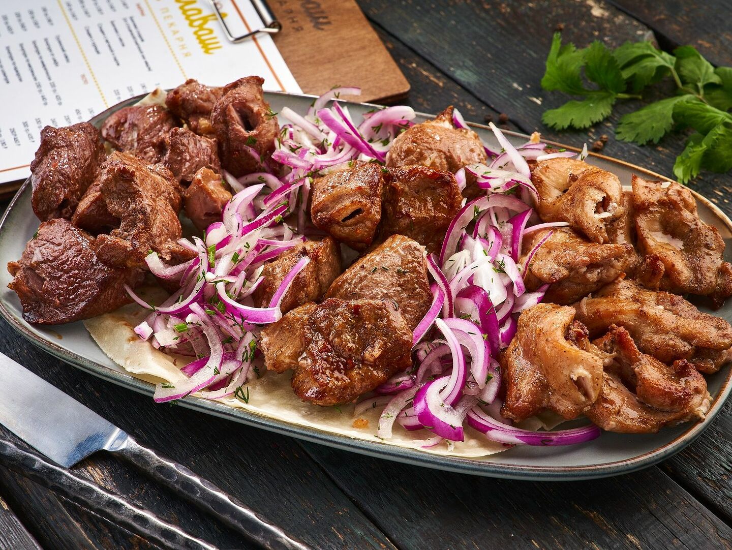 Шашлык в ресторане