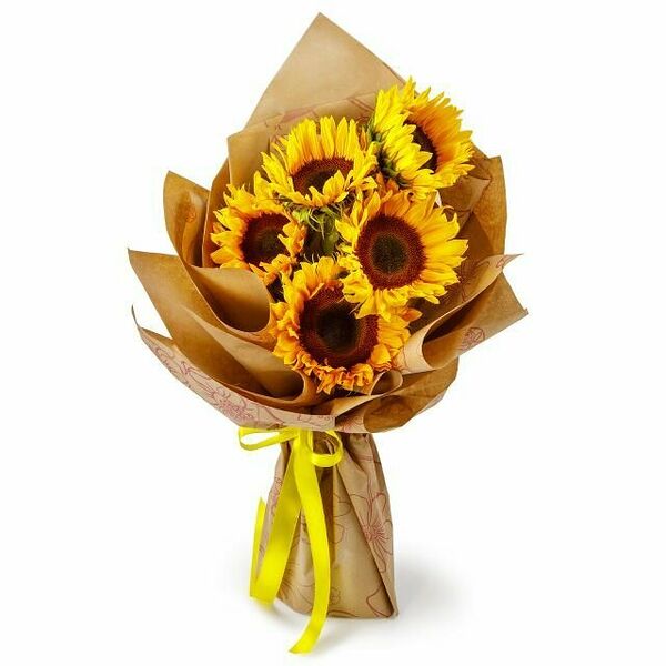 Букет из 5 подсолнухов в крафт-упаковке