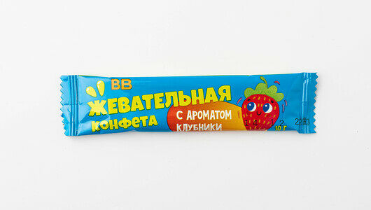 Конфета жевательная с ароматом клубники