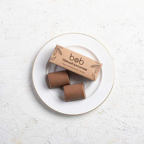 Тёмный шоколадно-ореховый батончик Bob