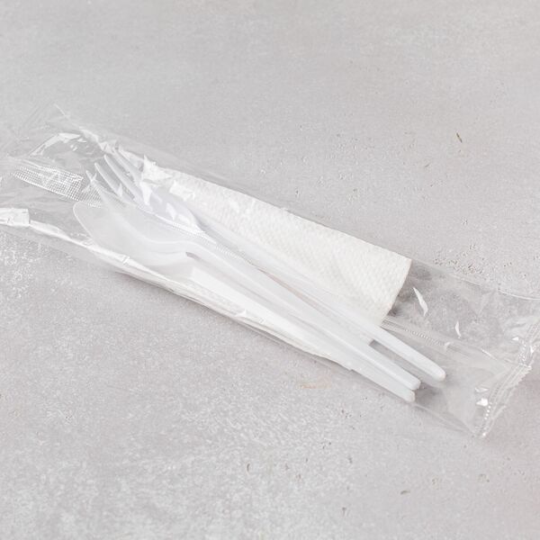 Набор  одноразовых столовых приборов