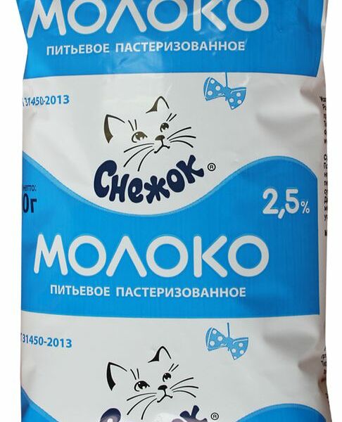 Молоко Снежок пастеризованное 2.5% 900г
