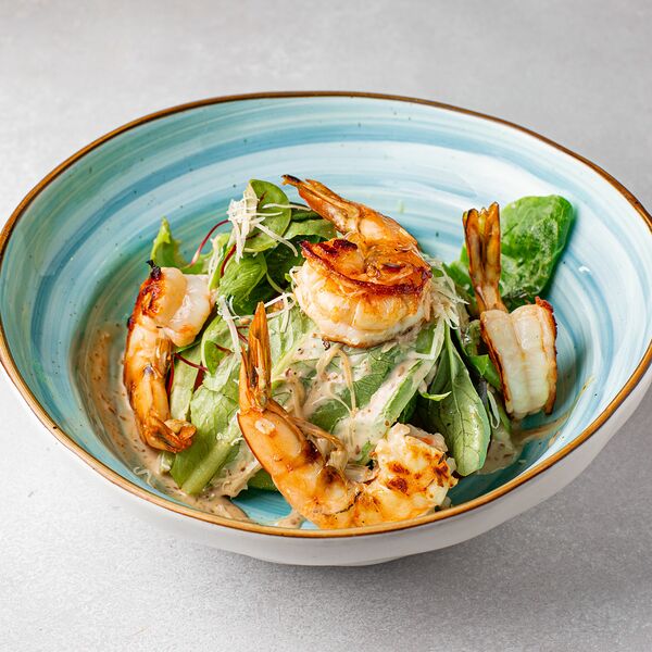 Салат с креветками и авокадо