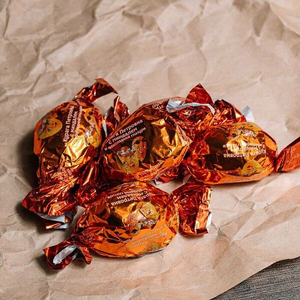 Конфеты Курага Петровна с миндалём в шоколадной