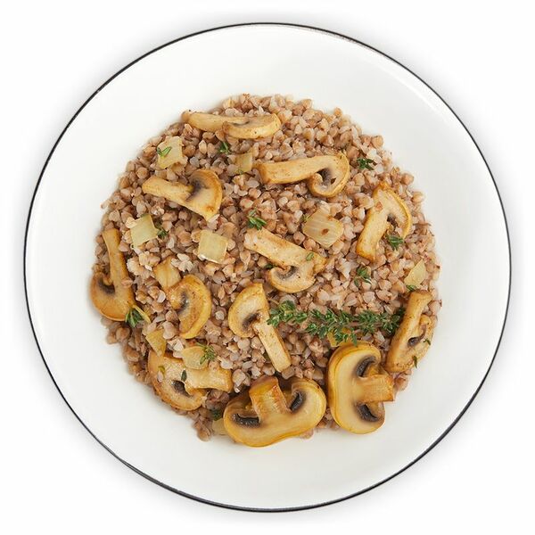 Каша гречневая с жареным луком и грибами