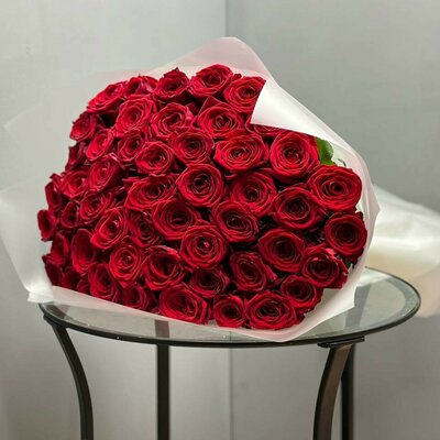 Букет из 51 красной розы