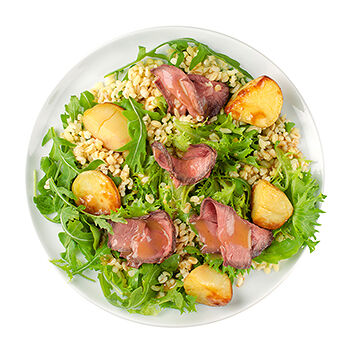 Салат фреш с ростбифом, руколой и бейби картофелем с горчично-медовой заправкой Уже Готово