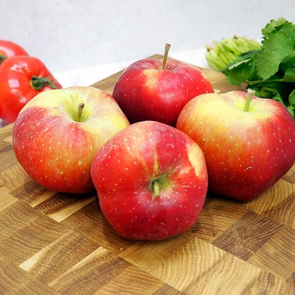 Яблоки земляничные