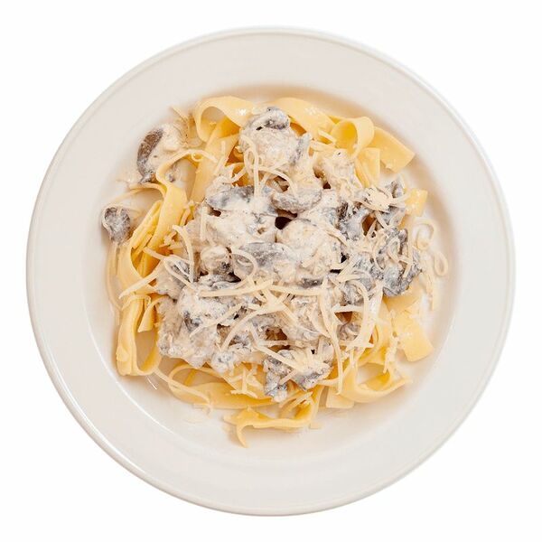 Паста с курицей и шампиньонами в сливочном соусе Шеф Перекрёсток, 265 г