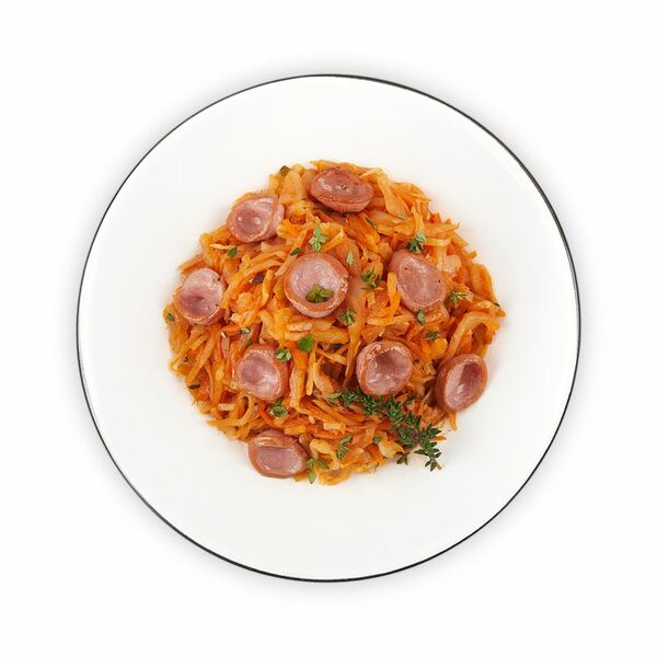 Капуста с сосисками тушеная