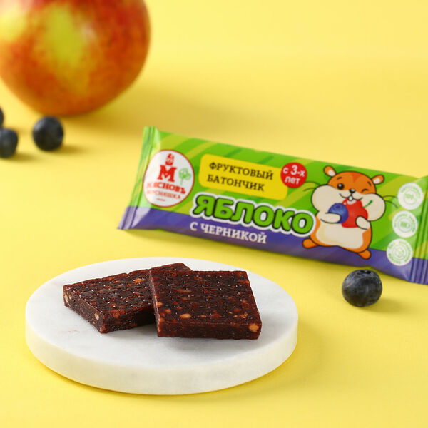 Батончик фруктовый яблочный с черникой для детского питания МясновЪ Вкусняшка