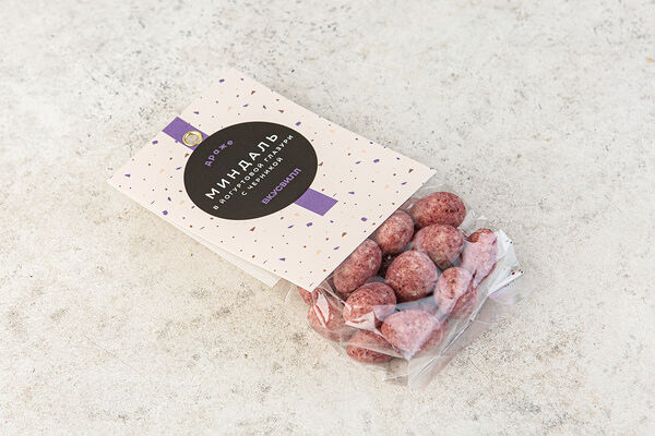 Миндаль в йогуртовой глазури с черникой