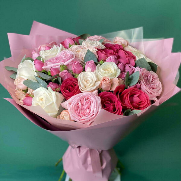 Букет цветов Розалия средний