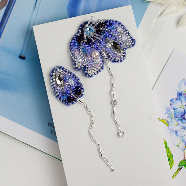 АД-207 Набор для вышивки бисером украшения на натур. художественном холсте 'Шепот музы' 5,4*5см