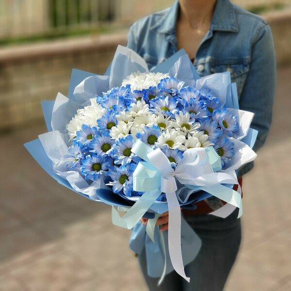 Бело-синие ромашки размер М