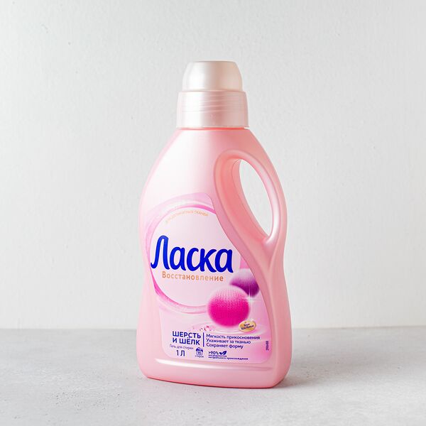 Гель для стирки Ласка Восстановление Шерсть и Шёлк, для деликатных тканей, 1 л