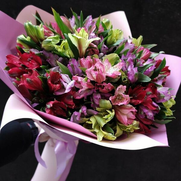 Букет из 25 альстромерий микс