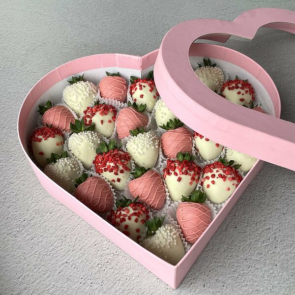 Набор клубники в шоколаде Роза 21 ягода