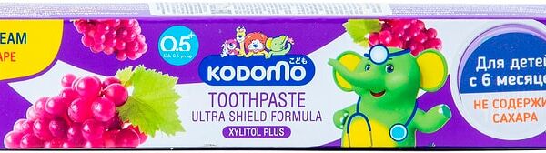 Паста зубная Lion Thailand Kodomo с ароматом винограда для детей с 6 месяцев 40г
